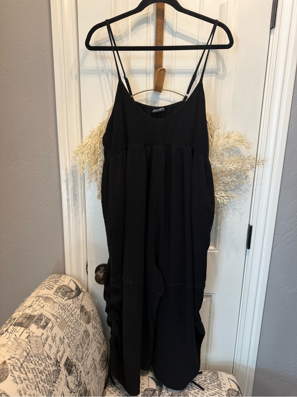 ARULA Black Textured Spaghetti-Strap Wide-Leg Jumpsuit